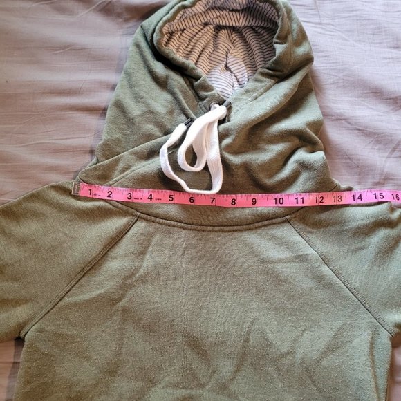 Small Twik Cross Neck Green Hoodie - Picture 3 of 8